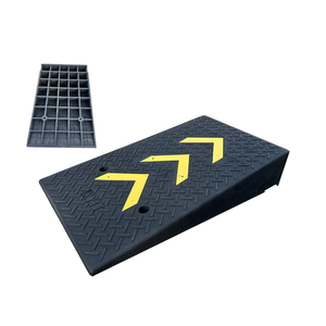 <span class=keywords><strong>Rampe</strong></span> de porte de seuil de fauteuil roulant en caoutchouc solide durable de 1 ''avec bords d'aile ralentisseurs fonctionnels - Product Image 4