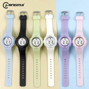 Montre numérique pour femme MINGRUI, grand écran LCD, étanche, montre numérique pour femmes, sport, alarme, <span class=keywords><strong>calendrier</strong></span>, 6 couleurs, OEM - Product Image 4