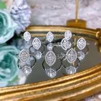 Handgefertigter Luxus 18K Echtgold Diamant-Ehering Marke 3,25g Marquise-Schliff Drittanbieter-Diamant Verlobungsring für Damen