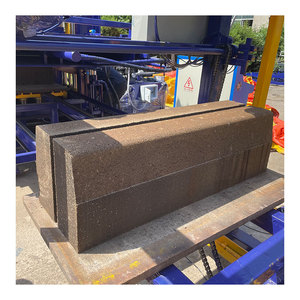 Nouvelle machine à fabriquer des pavés entièrement automatique HongFa avec des machines à fabriquer des blocs de béton QT5 - Product Image 5