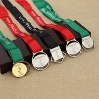 Médaille de football de football en bronze et argent découpé avec ruban au design personnalisé