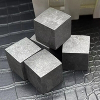 Pierre naturelle en gros de haute qualité, Shungite ronde ou en cube pour pavage de jardin et applications extérieures