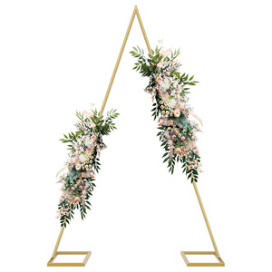 <span class=keywords><strong>Arche</strong></span> <span class=keywords><strong>de</strong></span> ballons en alliage d'aluminium doré <span class=keywords><strong>Arche</strong></span> d'entrée <span class=keywords><strong>de</strong></span> mariage triangulaire <span class=keywords><strong>pour</strong></span> anniversaire Baptême Fête Événements Fond d'écran - Product Image 5