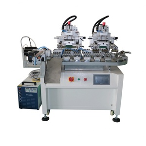 Machine d'impression sérigraphique UV LED 2 couleurs entièrement automatique, état neuf ou d'occasion, imprimante d'étiquettes et de cartes, plateau rotatif, moteur central - Product Image 1