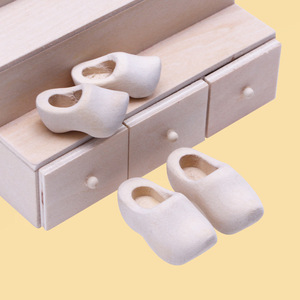 Chaussures de bébé, sabots miniatures en bois, 3CM4CM, claquettes unisexes pour la décoration de maison de poupée - Product Image 2