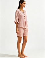 Ensemble deux pièces en lin pour femme, haut à col en V et manches courtes à volants, pantalon court à taille élastique, tenue décontractée d'été, ensemble court deux pièces pour femme