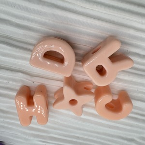 Mù<span class=keywords><strong>a</strong></span> Xuâ<span class=keywords><strong>n</strong></span> pastel màu acrylic lỗ lớ<span class=keywords><strong>n</strong></span> Chunky chữ <span class=keywords><strong>c</strong></span>á<span class=keywords><strong>i</strong></span> <span class=keywords><strong>B</strong></span>ảng chữ <span class=keywords><strong>c</strong></span>á<span class=keywords><strong>i</strong></span> <span class=keywords><strong>h</strong></span>ạ<span class=keywords><strong>t</strong></span> cho Keychain DIY làm - Product Image 6