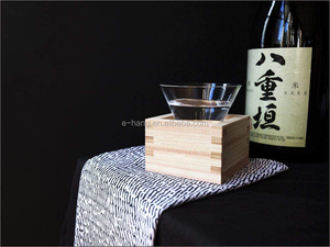 Japonés <span class=keywords><strong>Masu</strong></span> de madera taza de Sake, Hinoki la madera de amor tazas caja - Product Image 4