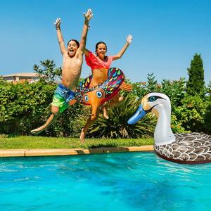 Flotador de Piscina MAKE WAVES Pacific de PVC Negro con Forma de Pato - Uso para Adultos 180x98cm - Product Image 4