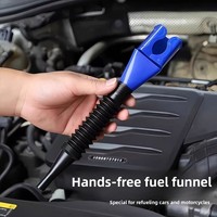 Entonnoir de remplissage d'huile pratique sans maintien manuel ; bec carré épaissi avec clip de type baïonnette ; outil indispensable pour le remplissage d'huile automobile