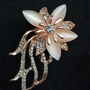 Europa, Día <span class=keywords><strong>de</strong></span> <span class=keywords><strong>San</strong></span> Valentín <span class=keywords><strong>de</strong></span> flor solapa pin con cadena - Product Image 5