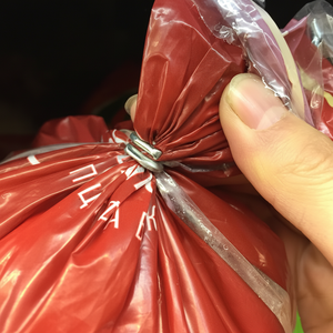 Clips en S U711, clips pointus pour l'emballage alimentaire, pour les machines de scellage, 64x25x26 - Product Image 1