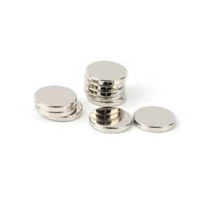 Imán redondo de disco de tierras raras súper fuerte N35 N42 magnético de <span class=keywords><strong>neodimio</strong></span> - Product Image 6