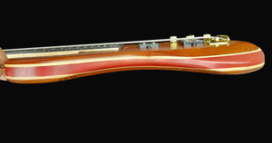 Guitare de haute qualité avec conception spéciale de guitare basse de corps d'épissure de nature de bois de tache - Product Image 6