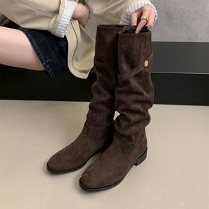 Botas de tacón grueso puntiagudas hasta la rodilla, estilo retro mate, nuevas para otoño e invierno, venta al por mayor personalizada - Product Image 5