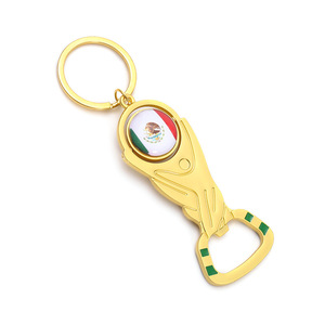 Llavero Abridor de Botellas con Diseño de Trofeo, Accesorio Diario para Fanáticos <span class=keywords><strong>del</strong></span> Deporte, Pequeño Regalo Multiherramienta para Hombres, Souvenir para Fanáticos <span class=keywords><strong>del</strong></span> Fútbol - Product Image 2