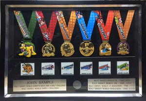 Cadre de présentation multi-médailles et badges Vitrine de médailles de sport marathon en bois gravable avec plaque signalétique - Product Image 2