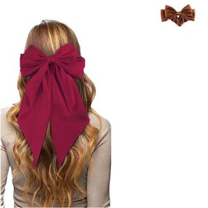 Barrette à cheveux personnalisée faite à la main avec nœud noir en ruban, tendance pour femmes et filles, accessoires en tissu, attache pour cheveux - Product Image 1