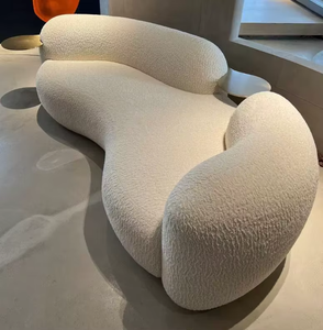 Divano Sezionale a <span class=keywords><strong>S</strong></span> di Lusso per Soggiorno, Divano Arcuato in Pelliccia di Agnello Color Crema per Casa, Hotel, Salone di Bellezza - Product Image 3