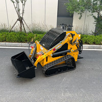 Minicargadora Compacta con Cargador Frontal, Motor Diésel, Bomba Hidrostática, Certificación EPA, Herramienta de Horquilla para Palets, Orugas Pequeñas, Alta Capacidad