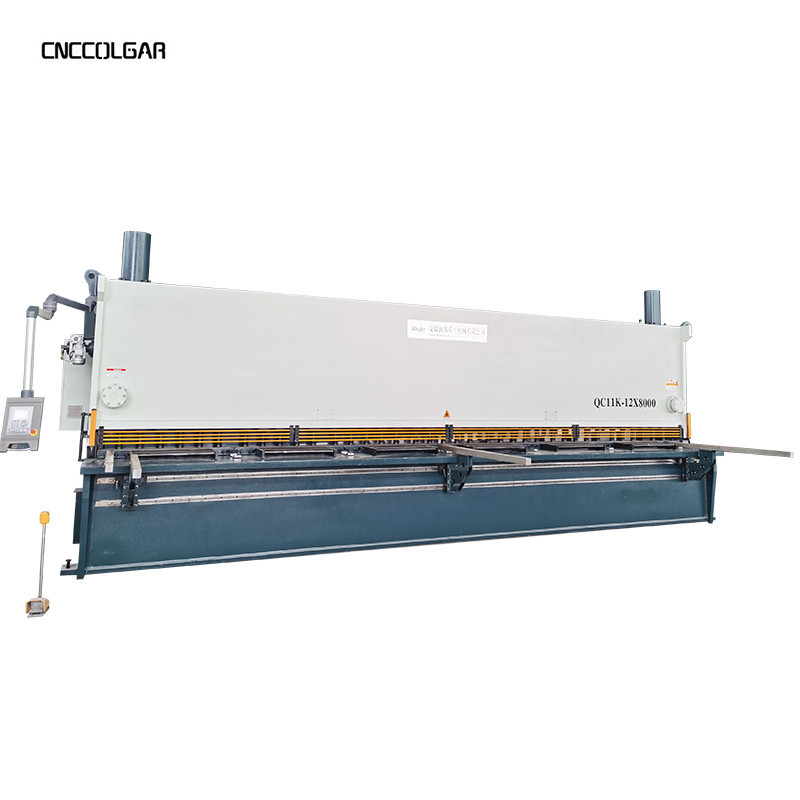 To celebrate the National Day  high-quality products are sold at low prices CNCColgar hydraulic guillotine shearing machine