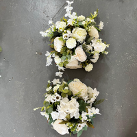 Composition florale moderne de 30 cm pour centre de table de mariage, avec verdure et roses blanches en soie, pour réception de jardin, NOUVEAU modèle élégant