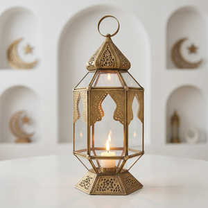 Farol de Vela Marroquí de Metal Dorado para Decoración del Hogar y Patio en Ramadán - Product Image 1