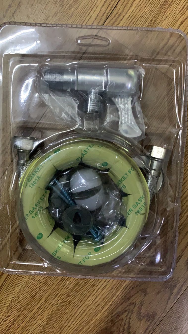 Cinq ensembles d'accessoires