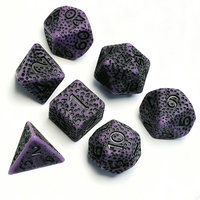 Ensemble de dés en résine personnalisé par le fabricant, style rétro mystérieux violet, thème Dragon Dungeon, polyédrique, 7 pièces, durable