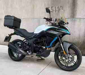 Motocicleta Loncin <span class=keywords><strong>VOGE</strong></span> DS300 de <span class=keywords><strong>Segunda</strong></span> <span class=keywords><strong>Mano</strong></span> - 300cc, Ideal para Viajes de Aventura - Product Image 2