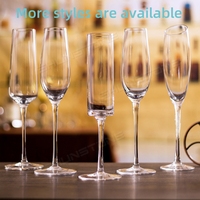 Ensemble de flûtes à champagne Shunstone Mr & Mrs, verres à toasts, cadeau avec couteau et serveur à gâteau de mariage dorés pour les jeunes mariés