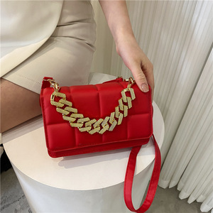 <span class=keywords><strong>2022</strong></span> bolso cruzado <span class=keywords><strong>de</strong></span> diseñador <span class=keywords><strong>de</strong></span> <span class=keywords><strong>Otoño</strong></span> <span class=keywords><strong>Invierno</strong></span> para mujer, bolso literario <span class=keywords><strong>de</strong></span> un solo hombro, cadenas bordadas, decoración, bolso <span class=keywords><strong>de</strong></span> mujer <span class=keywords><strong>de</strong></span> moda - Product Image 4