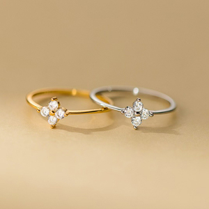 Anéis Minimalistas de Trevo de Quatro Folhas AR001 em Prata Esterlina 925 com Revestimento em Ouro/Ródio, Joias Finas para Casamento e Festas para Mulheres - Product Image 3