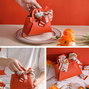 Sac cadeau en cuir PU personnalisé avec logo, petit format, pour bonbons de mariage, avec ruban, mignon, vente en gros, sac à bonbons pour fête d'anniversaire, sac cadeau pour bijoux - Product Image 5