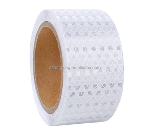 <span class=keywords><strong>Cinta</strong></span> <span class=keywords><strong>de</strong></span> llanta reflectante <span class=keywords><strong>de</strong></span> motocicleta adhesiva <span class=keywords><strong>de</strong></span> PVC al por mayor <span class=keywords><strong>para</strong></span> neumáticos señales <span class=keywords><strong>de</strong></span> tráfico micro Grado <span class=keywords><strong>de</strong></span> diamante prismático <span class=keywords><strong>de</strong></span> alta intensidad - Product Image 1
