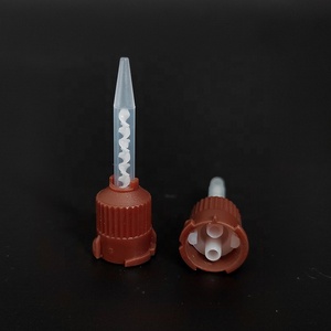 1:1 Tube de mélange de <span class=keywords><strong>colle</strong></span> <span class=keywords><strong>dentaire</strong></span> à cartouche à deux composants Mélangeurs statiques en plastique Embouts de mélange de <span class=keywords><strong>ciment</strong></span> brun pour seringues 5ml/14ml/24ml - Product Image 1