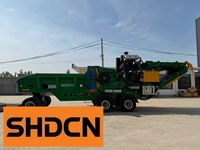 Shd Haute Qualité Haute Capacité Professionnel Flexible Pratique Type De Traînage Déchiqueteuse À Bois Diesel Mobile Broyeur Horizontal