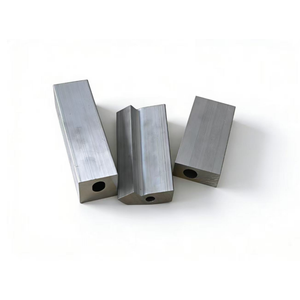 Profilo in <span class=keywords><strong>Alluminio</strong></span> Estruso su Misura, Forma Speciale, <span class=keywords><strong>Dimensioni</strong></span> Grandi, Larghezza 260mm per l'Industria Automobilistica, Certificato ISO14000 - Product Image 4