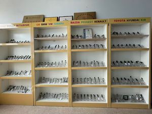 Vanne de refroidissement d'huile de piston LR073684 AJ813393 pour Land Range Rover Sport Evoque <span class=keywords><strong>Jaguar</strong></span> F-<span class=keywords><strong>Pace</strong></span> 2.0d 204dta 204dtd - Product Image 6