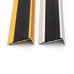 <span class=keywords><strong>Bande</strong></span> décorative <span class=keywords><strong>antidérapante</strong></span> moderne en alliage d'aluminium de 1,5 mm d'épaisseur pour escaliers - Product Image 6