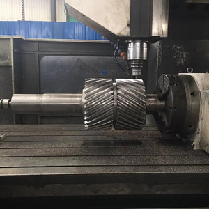 Fresadora CNC de pórtico OEM grande de 6 metros con estructura forjada, módulo no estándar, fresado de eje de engranaje grande, acero, para outsourcing - Product Image 3