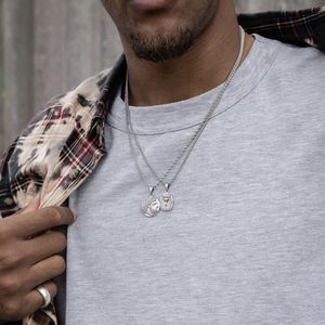 Collar con Colgante de Dios Griego Zeus, Joyería de Mitología Griega Antigua para Hombre, Cadena de Brújula de Acero Inoxidable con Baño de Oro PVD de 18k y Moneda Griega - Product Image 2