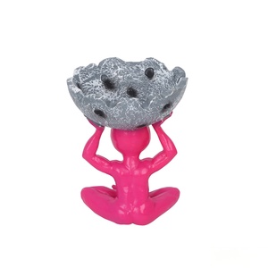 Cendrier portable en résine avec tête de diable rouge, design européen, couleur personnalisable, artisanat unique - Product Image 2