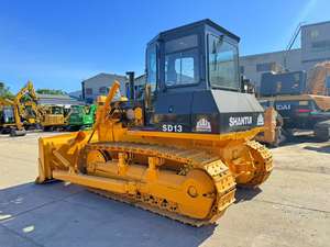 Bulldozer Usado Shantui SD13 SD16 SD22 SD32 Modelo 2023 en Buen Estado, Caja de Cambios con Rodamientos, Capacidad de Empuje de 3.7M3, Potencia de 95.5KW - Product Image 4