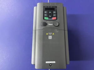 Variador de Frecuencia Variable (VFD) Serie GD200A, Modelo GD200A-7R5G/011P-4, 7.5KW, 10HP, 380VAC, 25A, Trifásico - Product Image 1