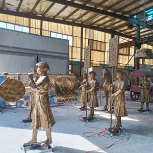 Customized classic character ancient government officials errand human statue antique bronze color fiberglass art sculpture