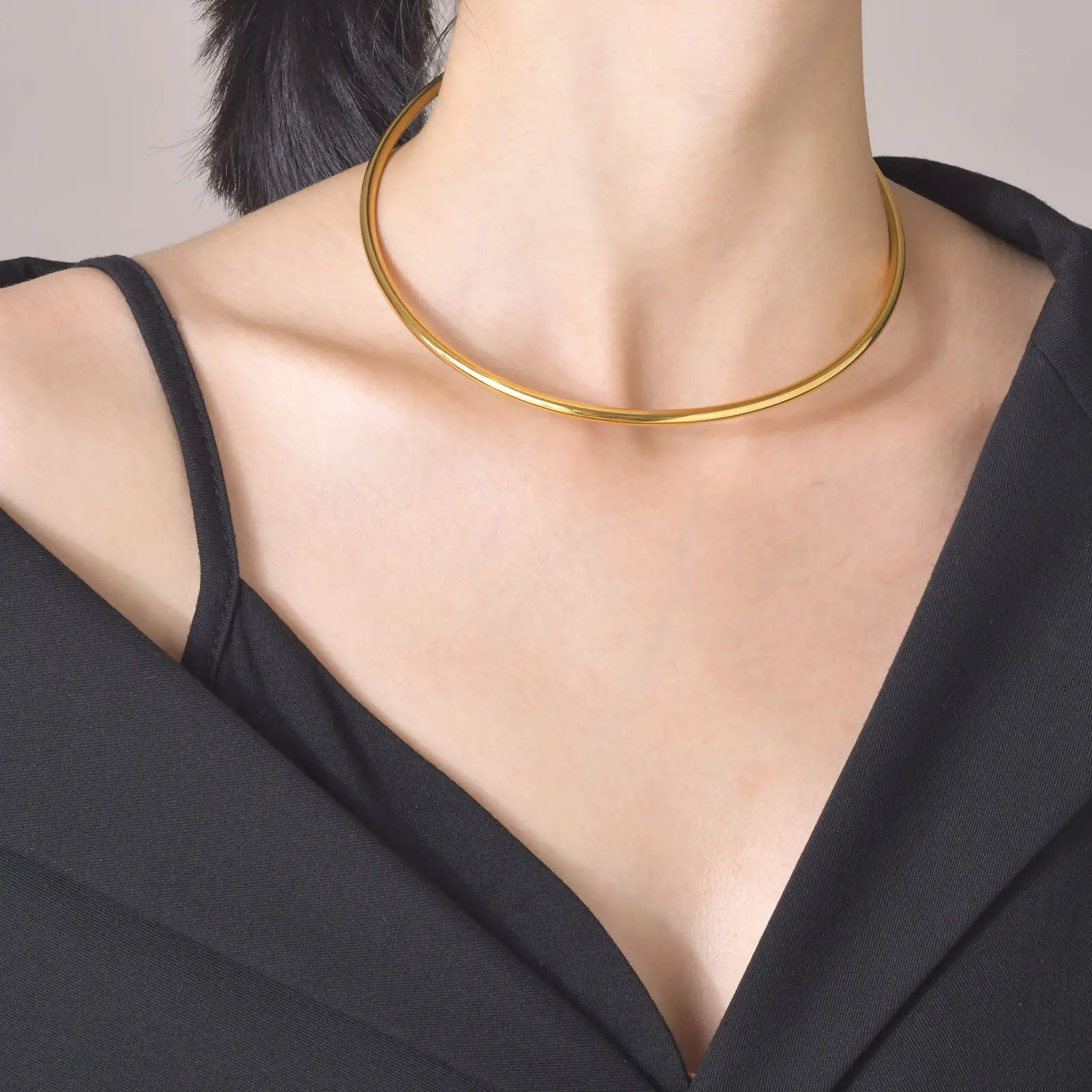 Produk baru Aretas 2023 perhiasan unik wanita manset leher 18k emas baja tahan karat elegan kerah lingkaran Choker kalung untuk wanita