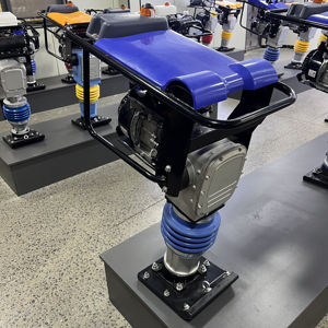 Compacteur de sol de haute qualité en vente directe d'usine, vente en gros, 80 kg de compactage, 5,5 CV - Product Image 1