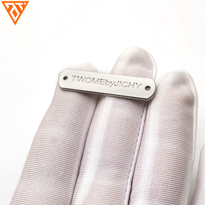 Kim loại nhãn thẻ chất lượng cao tùy chỉnh thép không gỉ Nhãn quần áo OEM và ODM tùy chỉnh túi kim loại logo cho quần áo nhãn kim loại - Product Image 3