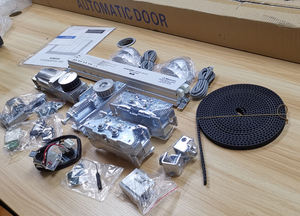 Ouvre-porte intérieur en verre coulissant Entrée commerciale Opérateurs de porte électrique Ferme-porte automatique - Product Image 2